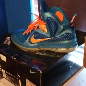 LeBron 9 China